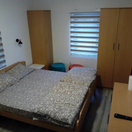 ベッド・アンド・ブレックファスト Std Cvetkovic *